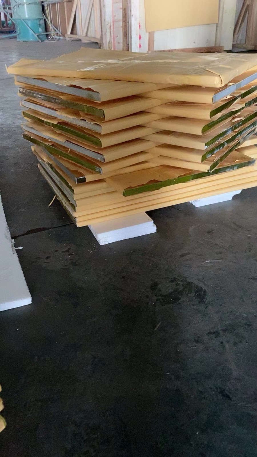 江门铅玻璃安装常见问题